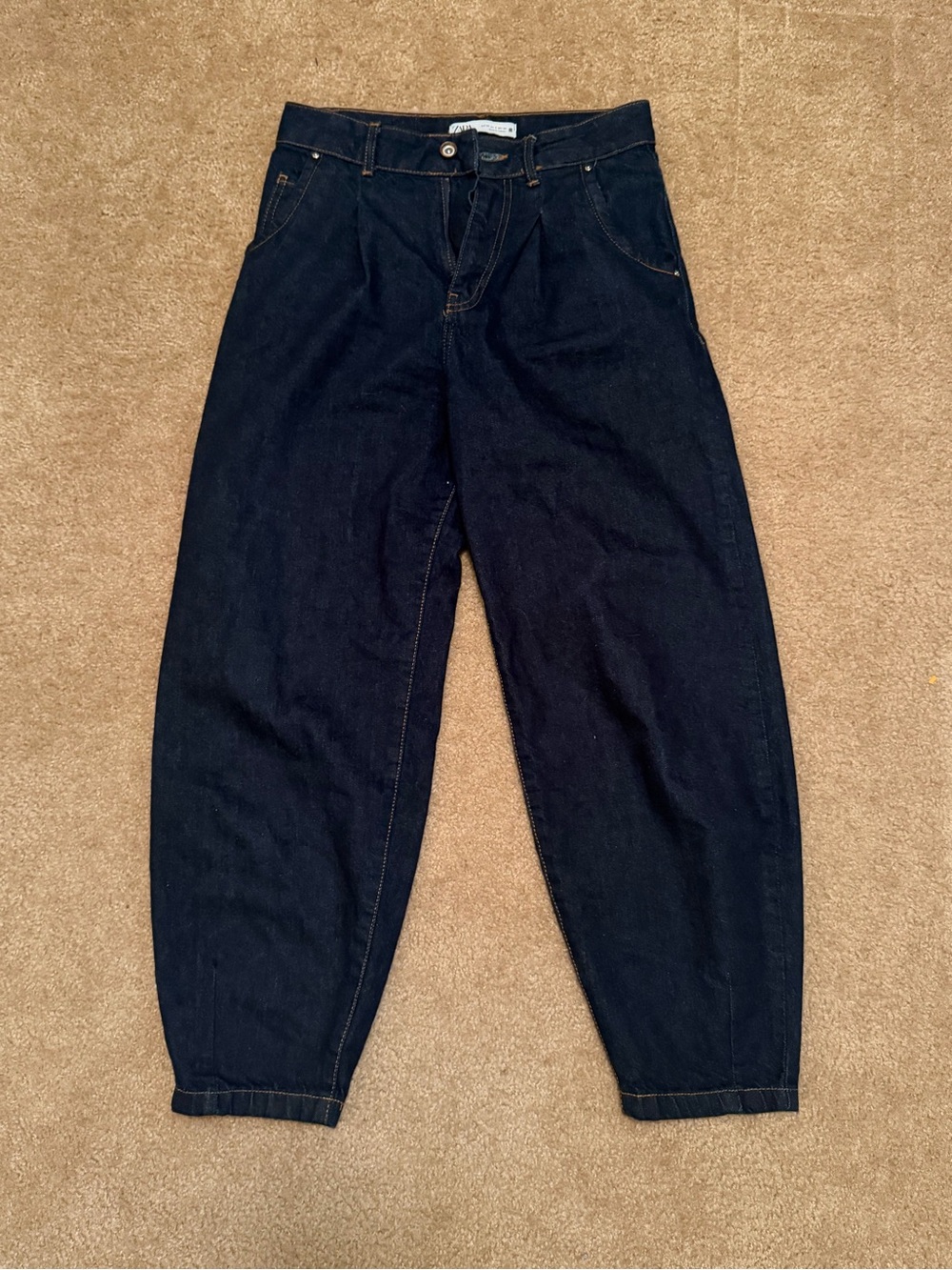 Zara balloon barrel jeans